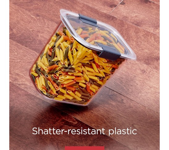 Rubbermaid Brilliance 14-Piece Food Storage Container Set with Scoops, Airtight, BPA-Free, for Kitchen and Pantry Organization