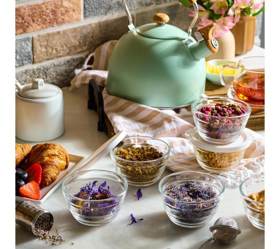 16pc Set of Small Glass Bowls with Airtight Lids - 8oz Stackable Custard Cups - 8 Clear Mise en Place Food Prep Bouillon Cups & Mixing Bowls + 8 Lids for Sauces Dips, Nuts Oats, Candy Dessert, Cereal.
