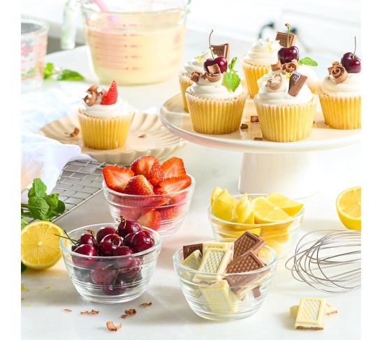 16pc Set of Small Glass Bowls with Airtight Lids - 8oz Stackable Custard Cups - 8 Clear Mise en Place Food Prep Bouillon Cups & Mixing Bowls + 8 Lids for Sauces Dips, Nuts Oats, Candy Dessert, Cereal.